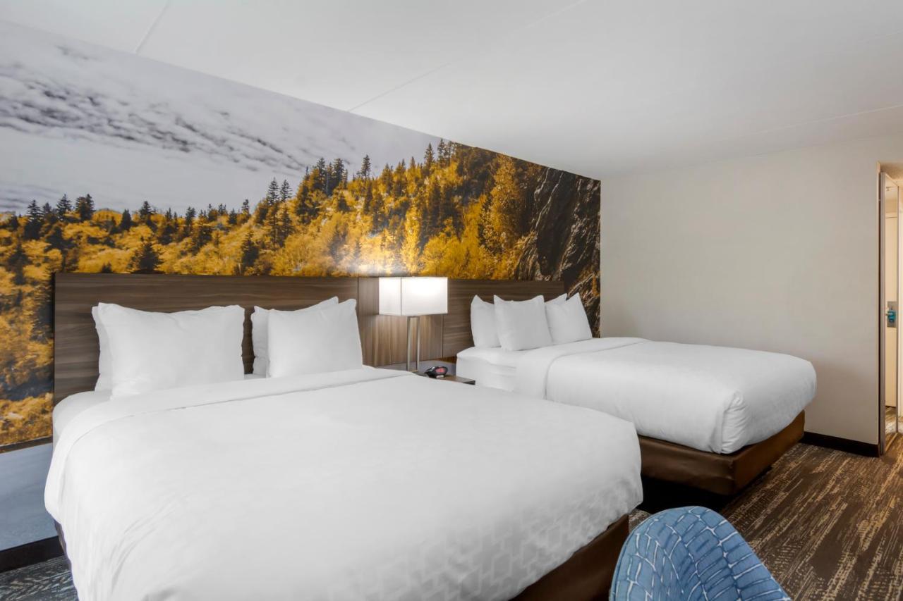 Clarion Pointe Charlottesville Esterno foto