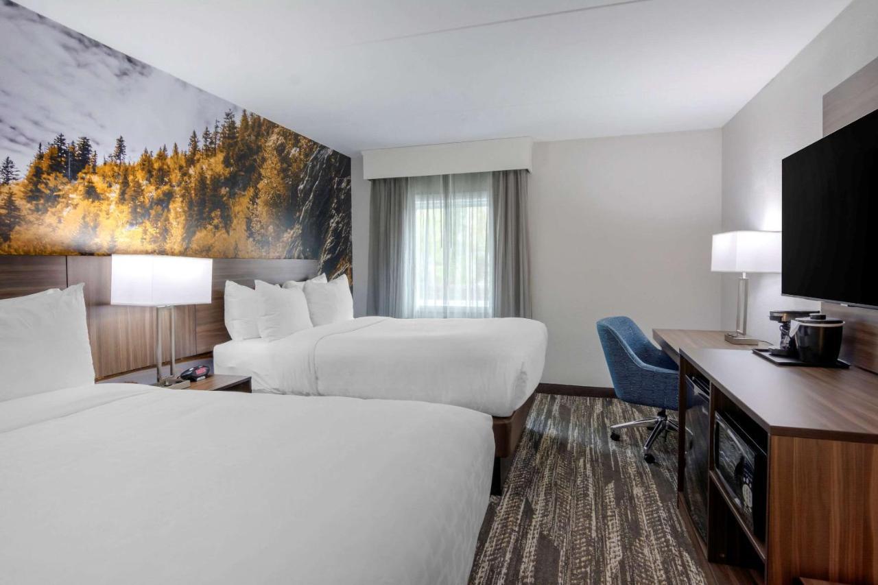Clarion Pointe Charlottesville Esterno foto